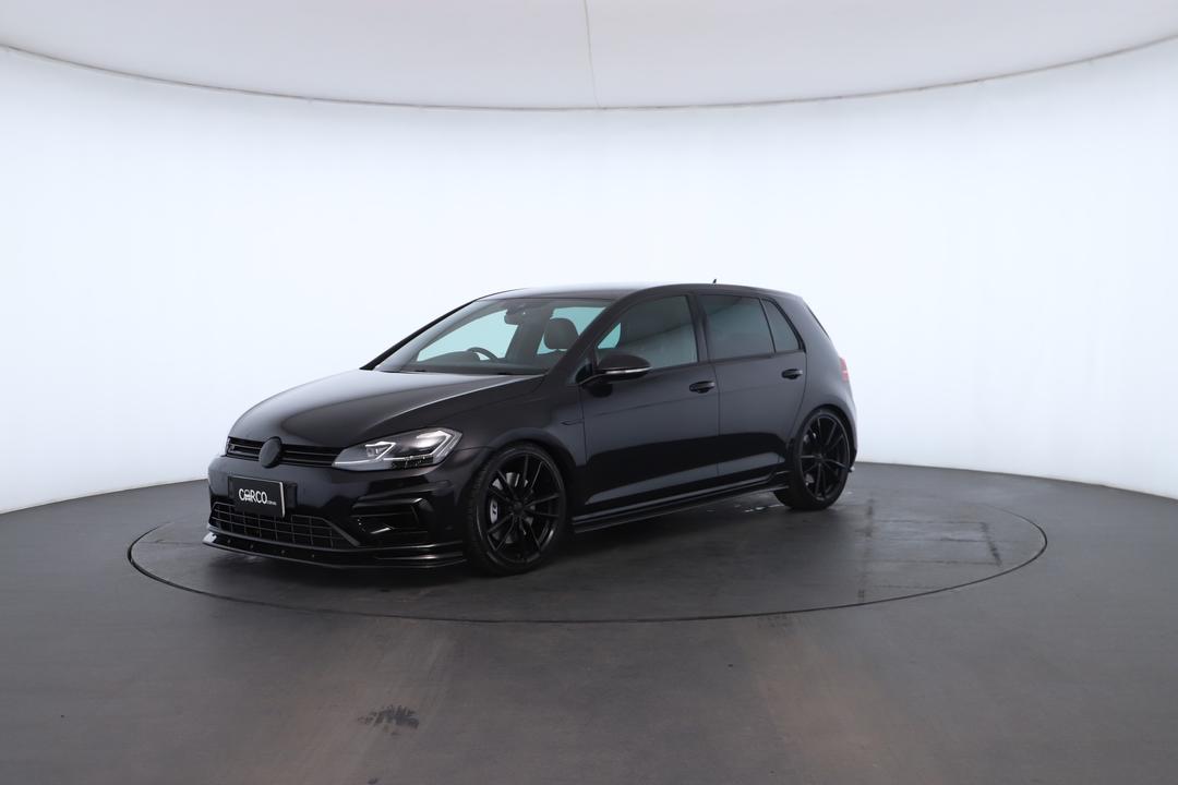 Exterior view frame 5