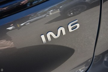 https://dvg-vehicle-assets.s3.amazonaws.com/012734/nj2y2e9u0ugadfye040idzc9c.jpg