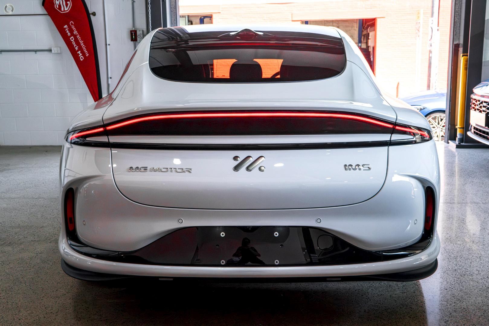 MG Im5 image 1