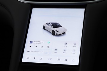 https://dvg-vehicle-assets.s3.amazonaws.com/030745/2c2ykbogsl2ltcebxbg8brzmw.jpg