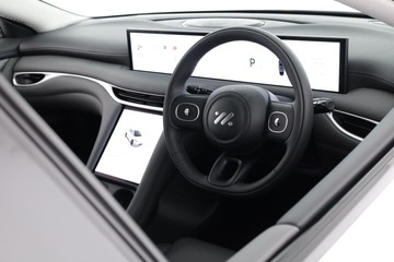 https://dvg-vehicle-assets.s3.amazonaws.com/030745/2qd6h5gg57itm29az88gn180o.jpg