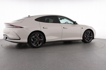 https://dvg-vehicle-assets.s3.amazonaws.com/030745/7a5j3aaeeshupmb7vw67jab5r.jpg