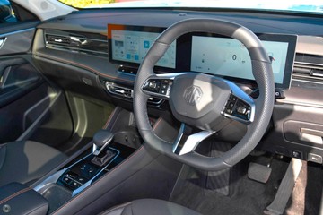 https://dvg-vehicle-assets.s3.amazonaws.com/033347/1r43ndwcykoktywrk1cik6xj9.jpg
