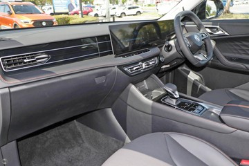 https://dvg-vehicle-assets.s3.amazonaws.com/036959/06irbxqbl8472fdfa0l18gok5.jpg