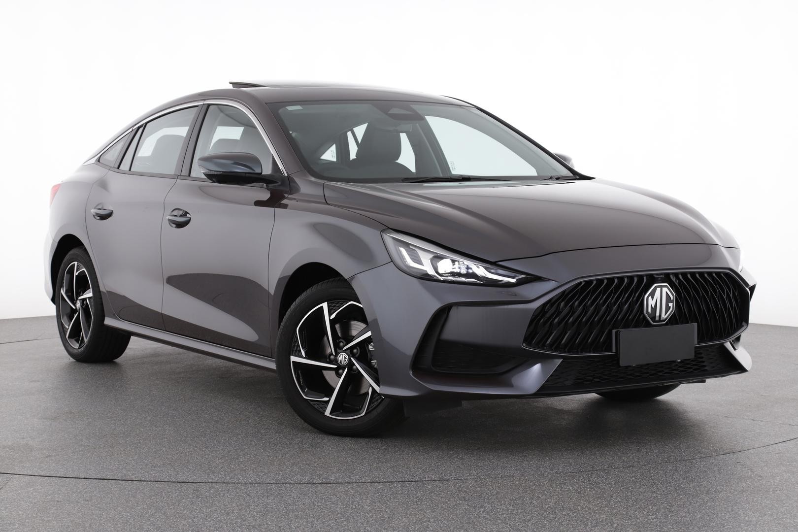MG Mg5 image 1