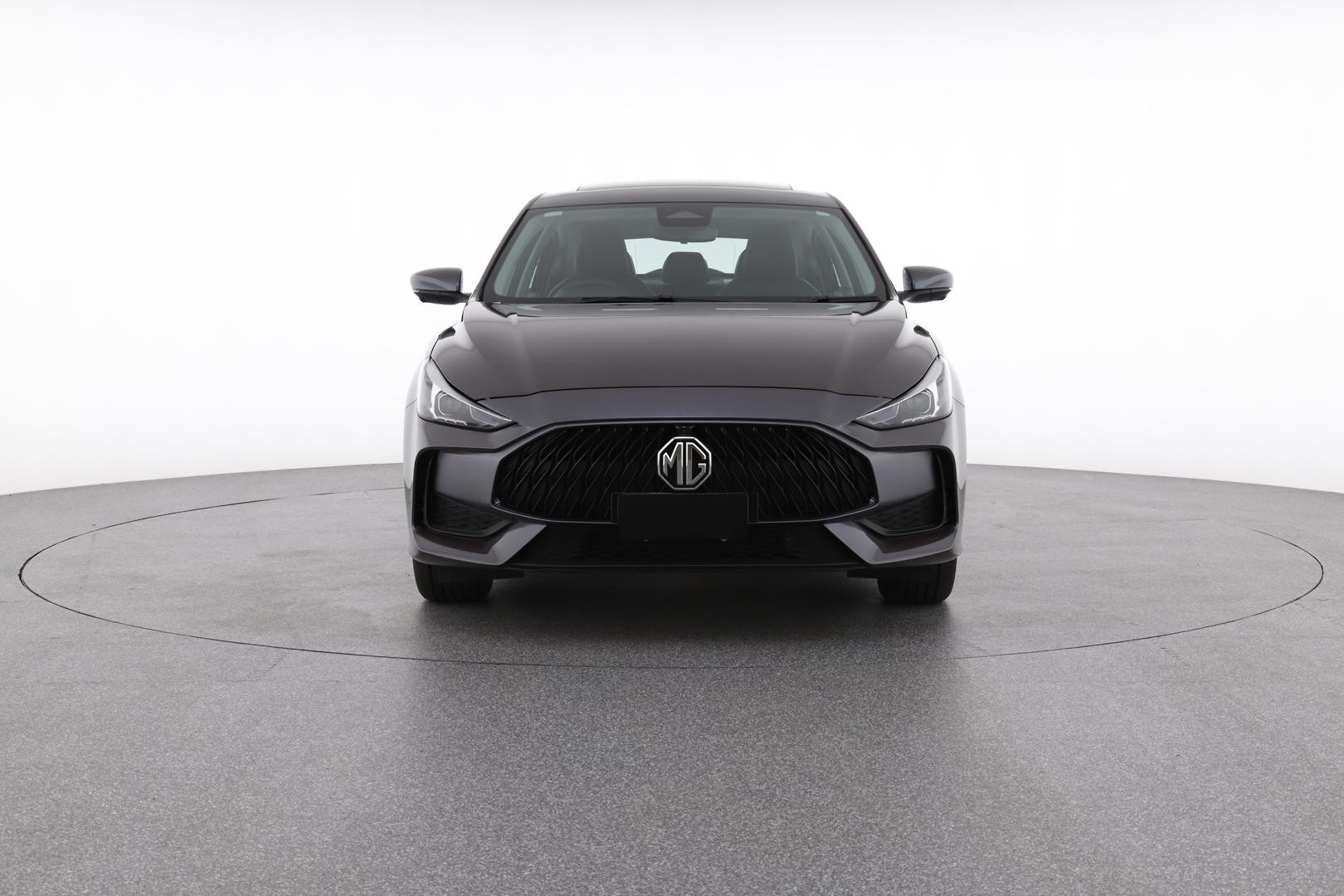 MG Mg5 image 2