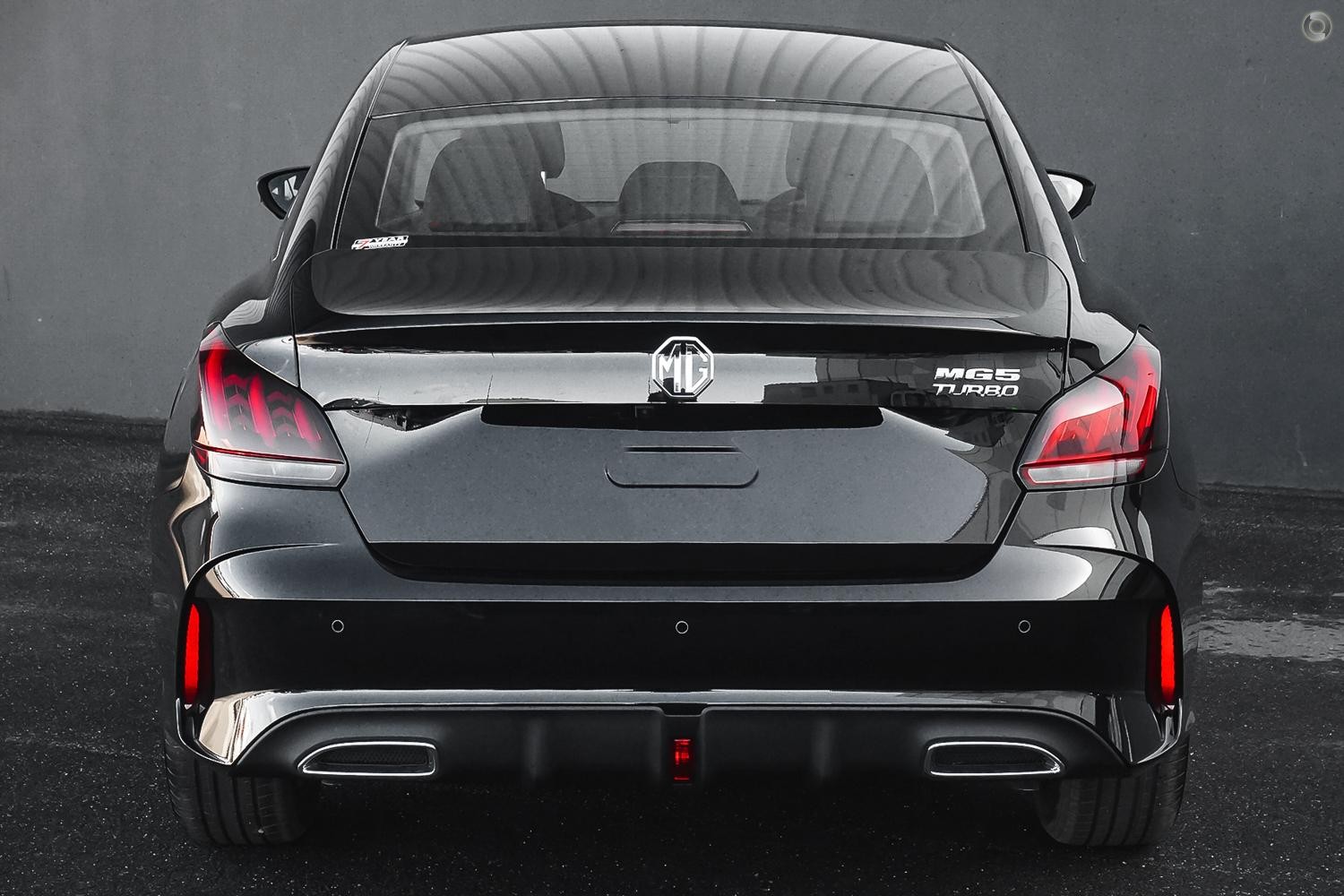 MG Mg5 image 3