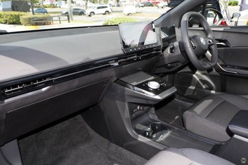 https://dvg-vehicle-assets.s3.amazonaws.com/048301/byncyk2c34x0mtvr6hfpn6lla.jpg