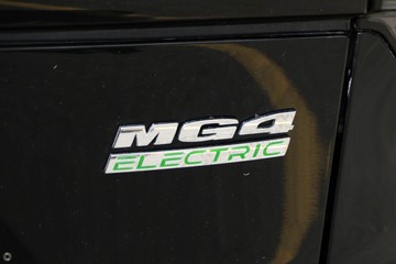 https://dvg-vehicle-assets.s3.amazonaws.com/048301/ixjdk08bjba4fhei3c8jl90be.jpg