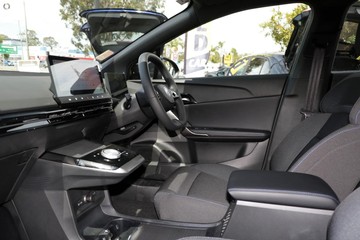 https://dvg-vehicle-assets.s3.amazonaws.com/048301/vjwxdeeqhbwkj18elkr8n9qd6.jpg