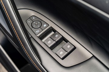 https://dvg-vehicle-assets.s3.amazonaws.com/072354/nsryyvhj884x7a69v531m997e.jpg