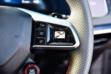 https://dvg-vehicle-assets.s3.amazonaws.com/077569/92sb4kgk7qkp68sig2o7s5nt4.jpg