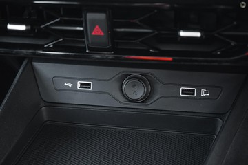 https://dvg-vehicle-assets.s3.amazonaws.com/078682/5vjrmnxgal7tirtgdhs52xor.jpg