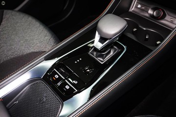 https://dvg-vehicle-assets.s3.amazonaws.com/080241/uebzungjvsj51e3y54mjzm3p9.jpg