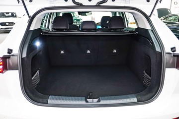 https://dvg-vehicle-assets.s3.amazonaws.com/080241/z34hglev6wiz5l9p3k98d8g2a.jpg