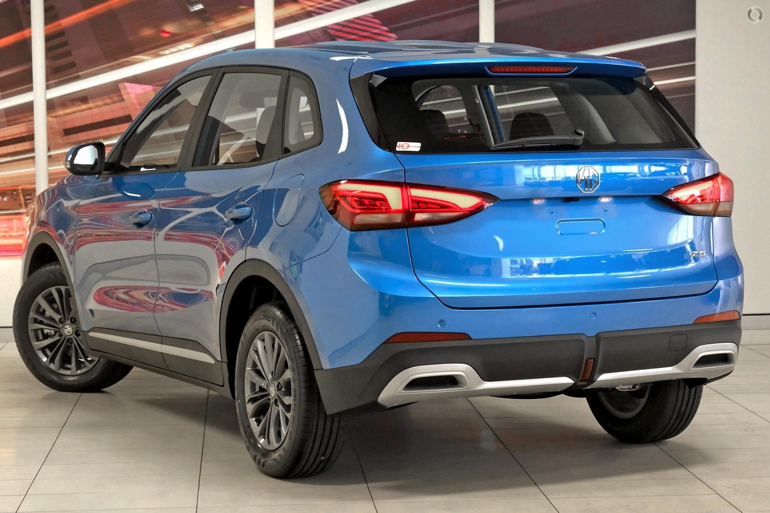MG Zs image 4