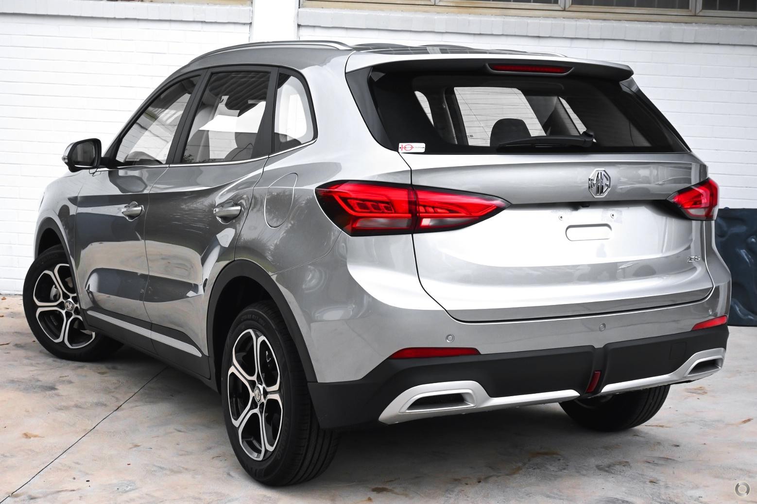 MG Zs image 4
