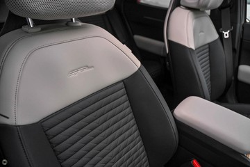 https://dvg-vehicle-assets.s3.amazonaws.com/1000005668/edvn5l05zv91kh3x8uds958jc.jpg