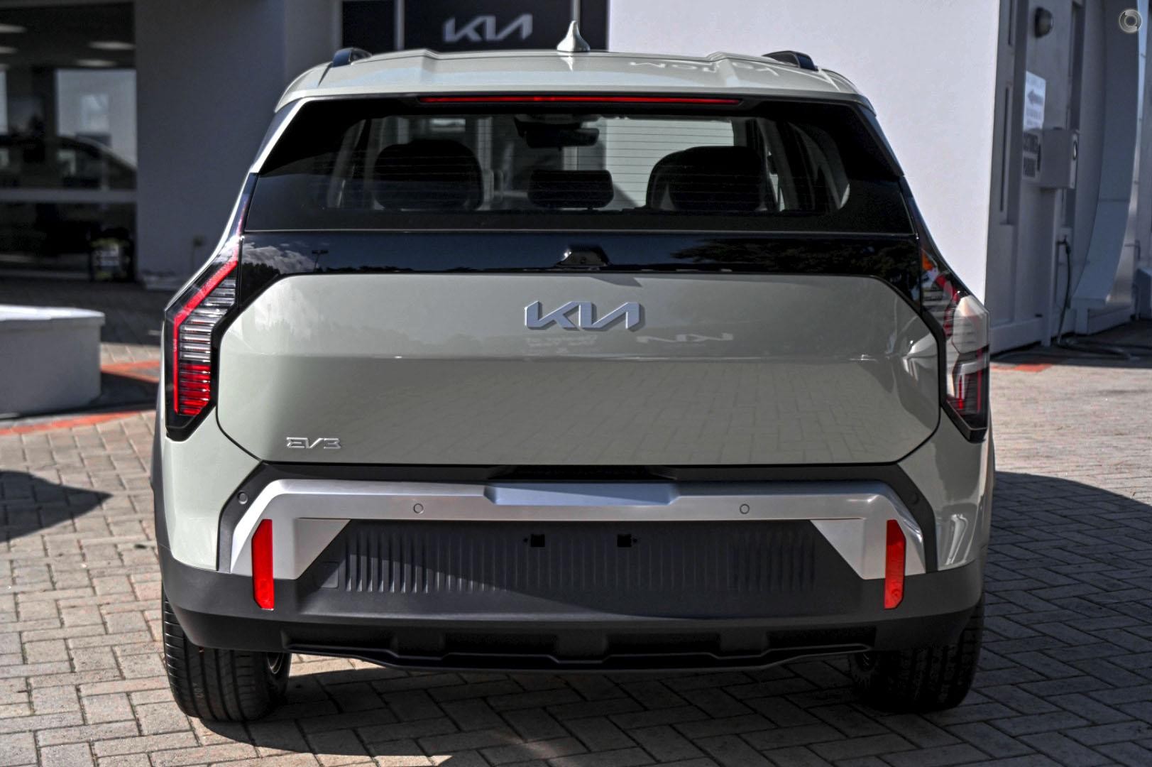 Kia Ev3 image 2