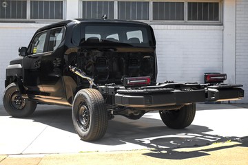 https://dvg-vehicle-assets.s3.amazonaws.com/1006137/lywx27c81zf6kz4kcuwpz2eo8.jpg