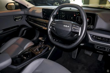 https://dvg-vehicle-assets.s3.amazonaws.com/1015873/9yu7kg9r3lvgwmy3i29imxpr4.jpg