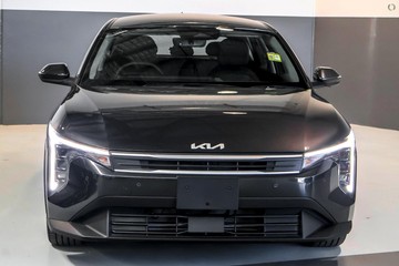 https://dvg-vehicle-assets.s3.amazonaws.com/1015873/e97ov5cydgz0smo7ucl40ytpc.jpg