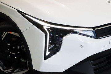 https://dvg-vehicle-assets.s3.amazonaws.com/1015875/m1jym0ffb8wzw8wxct9xylm0a.jpg