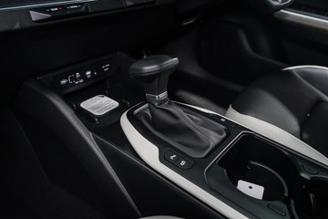 https://dvg-vehicle-assets.s3.amazonaws.com/1015884/17yjmi5sarfdwqjzhjjpqqnmv.jpg