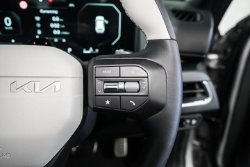 https://dvg-vehicle-assets.s3.amazonaws.com/1015884/2cp5vzdgxvtg1ticpz583x6pz.jpg
