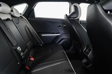 https://dvg-vehicle-assets.s3.amazonaws.com/1015884/4meiqsjii0es6u9hap7rno8in.jpg