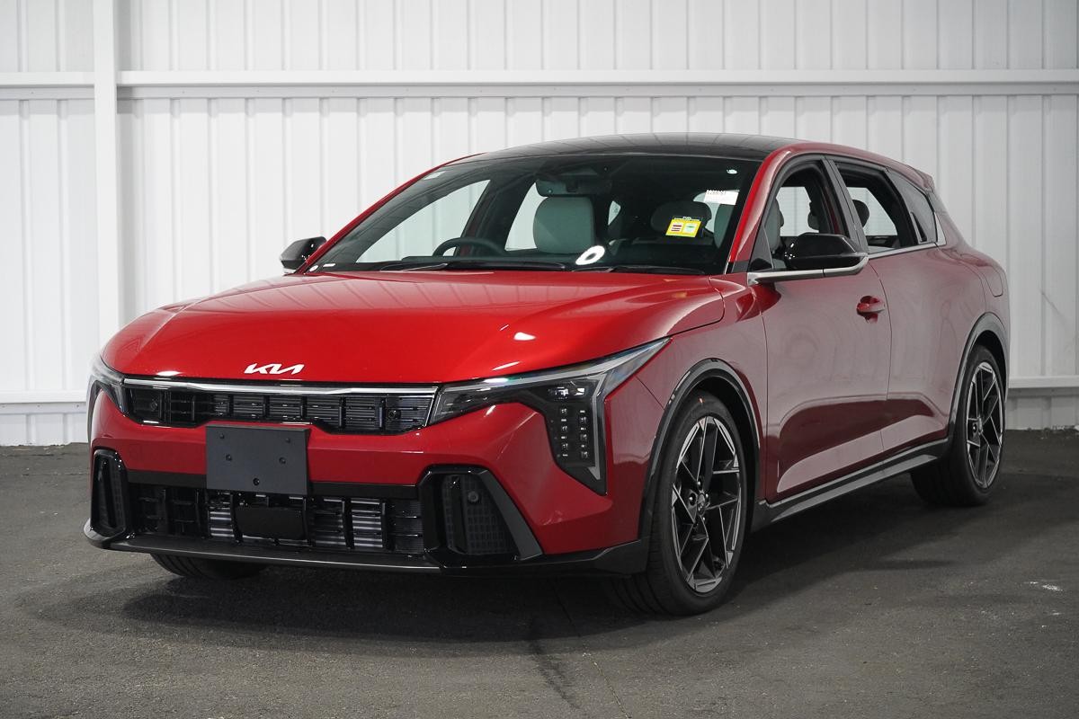 Kia K4 image 4