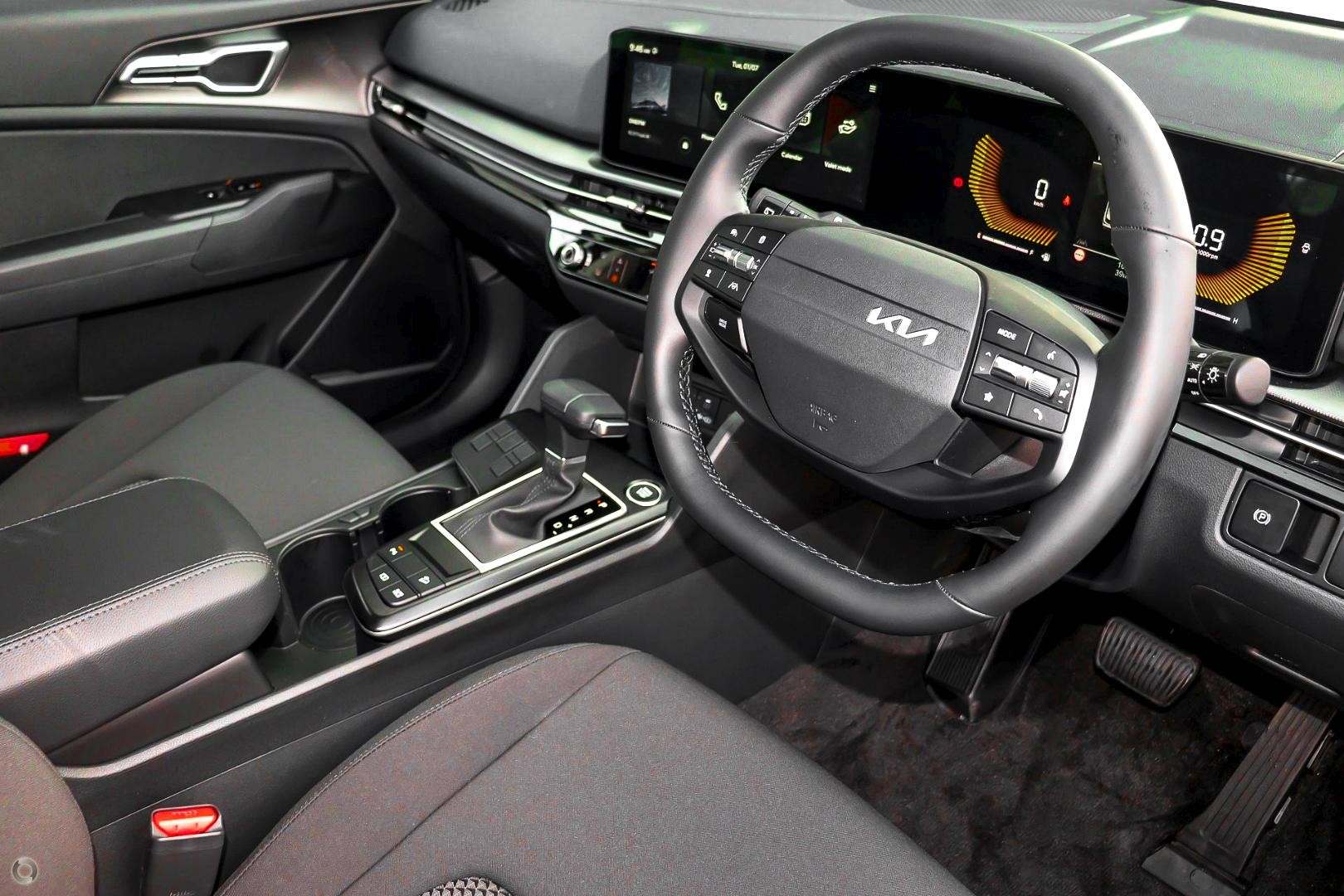 Kia Sportage image 2