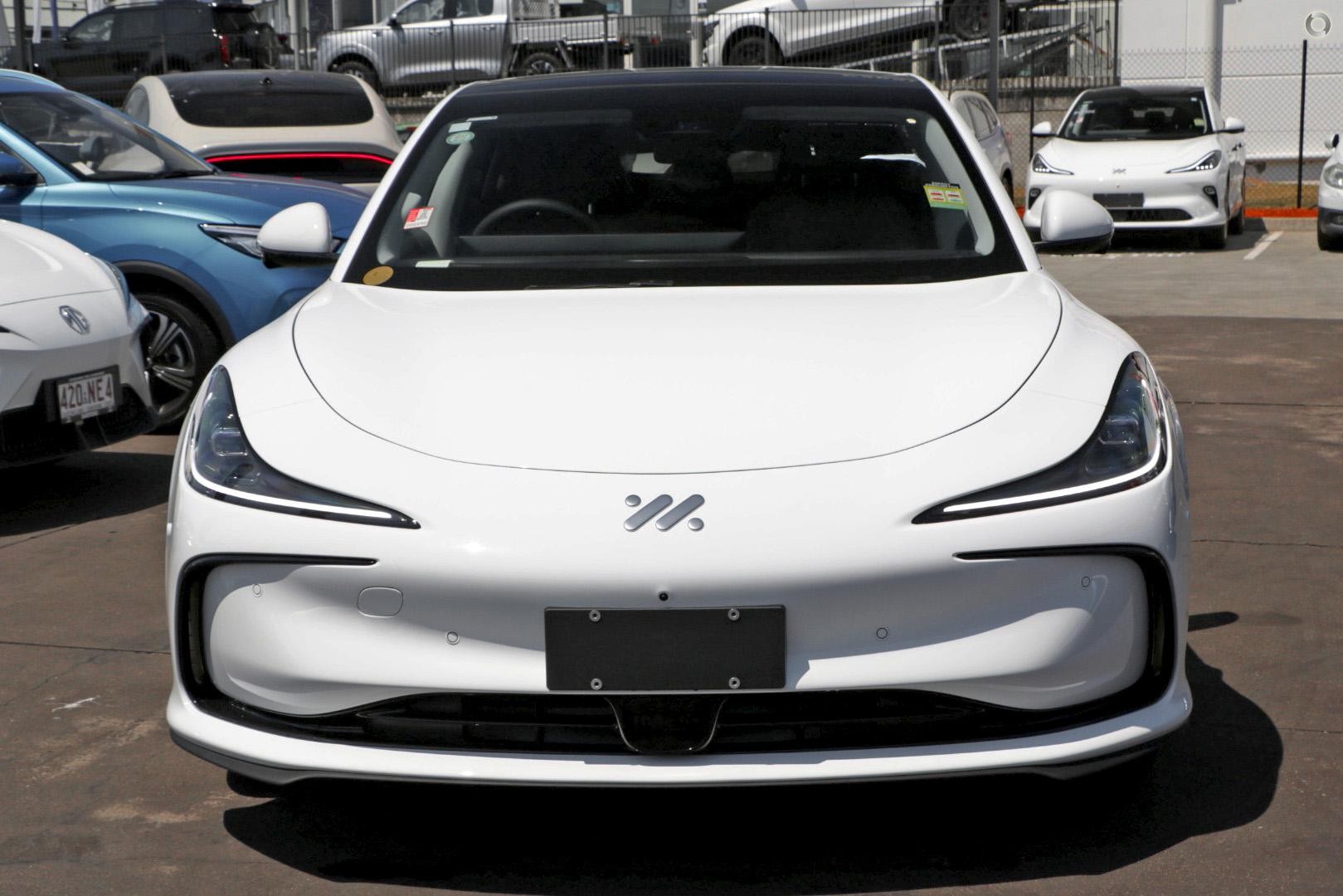 MG Im5 image 2