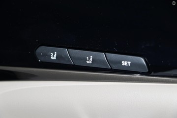 https://dvg-vehicle-assets.s3.amazonaws.com/1028728/1umm5y13m6rvxiw10wkwgfzf.jpg