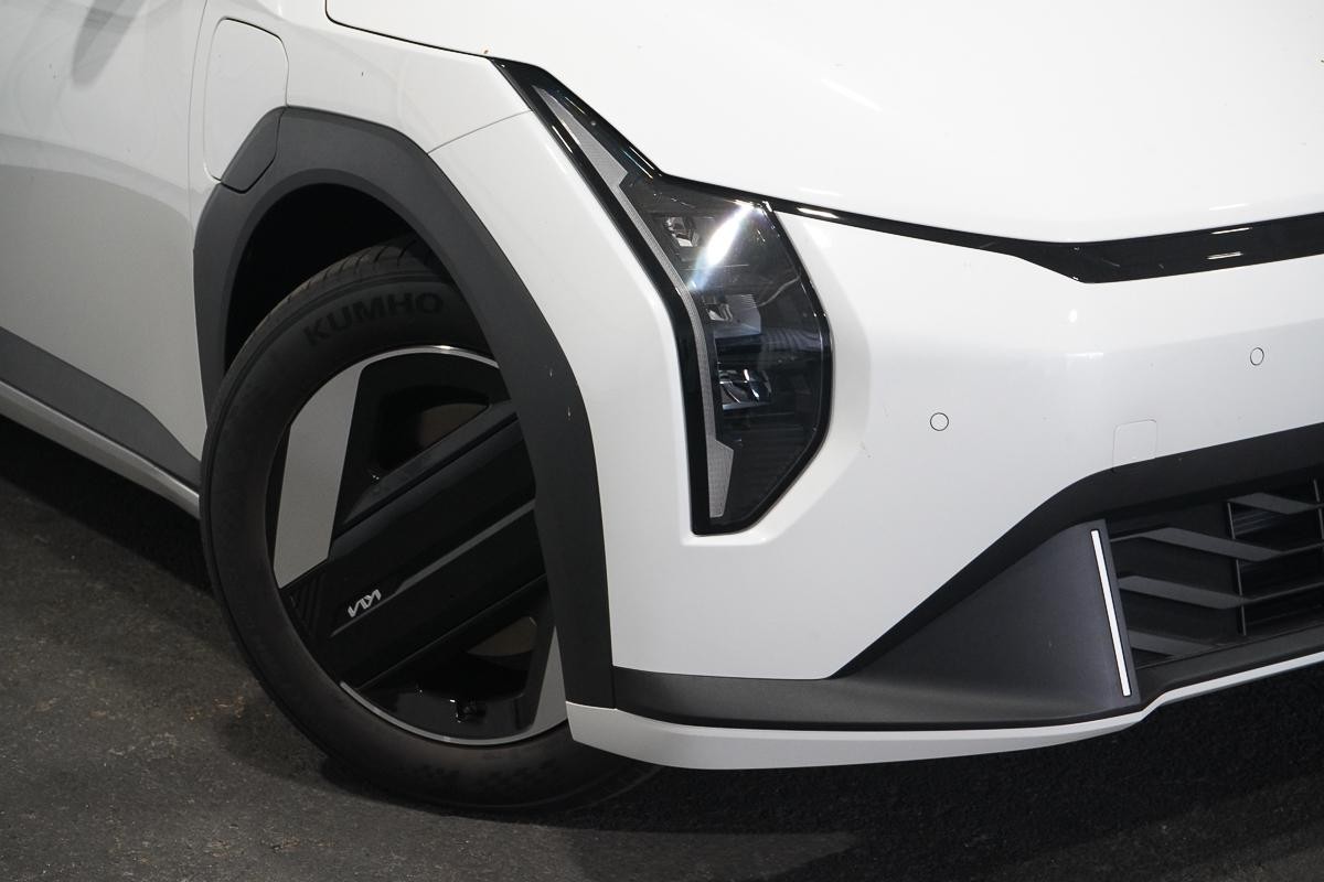 Kia Ev4 image 2