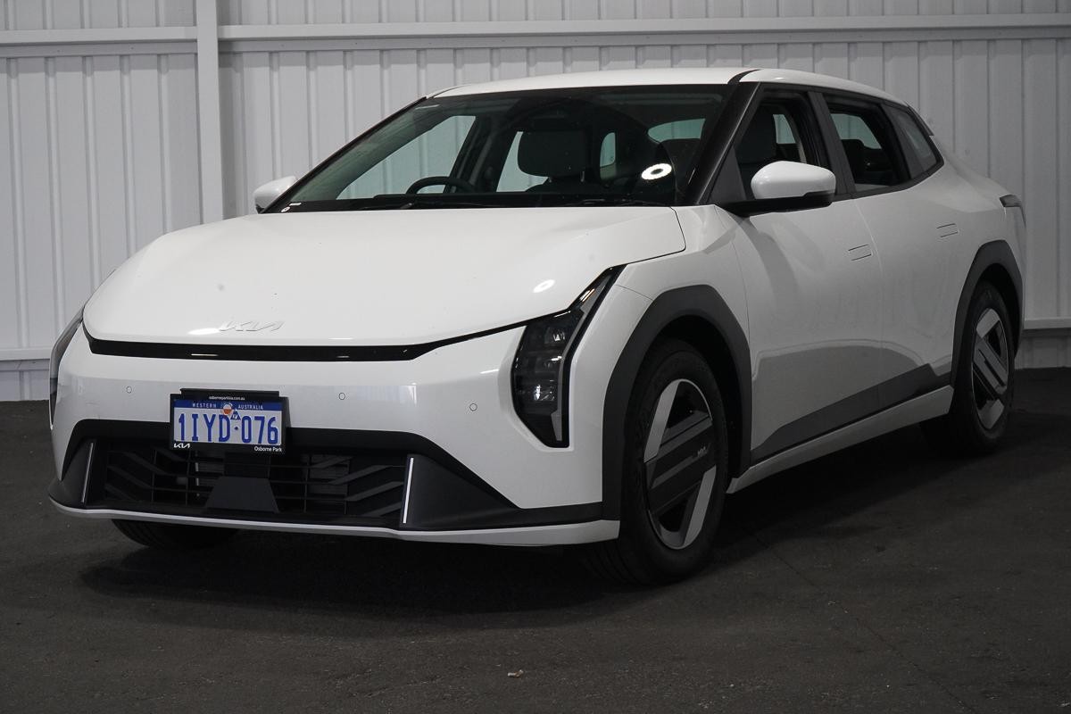 Kia Ev4 image 4