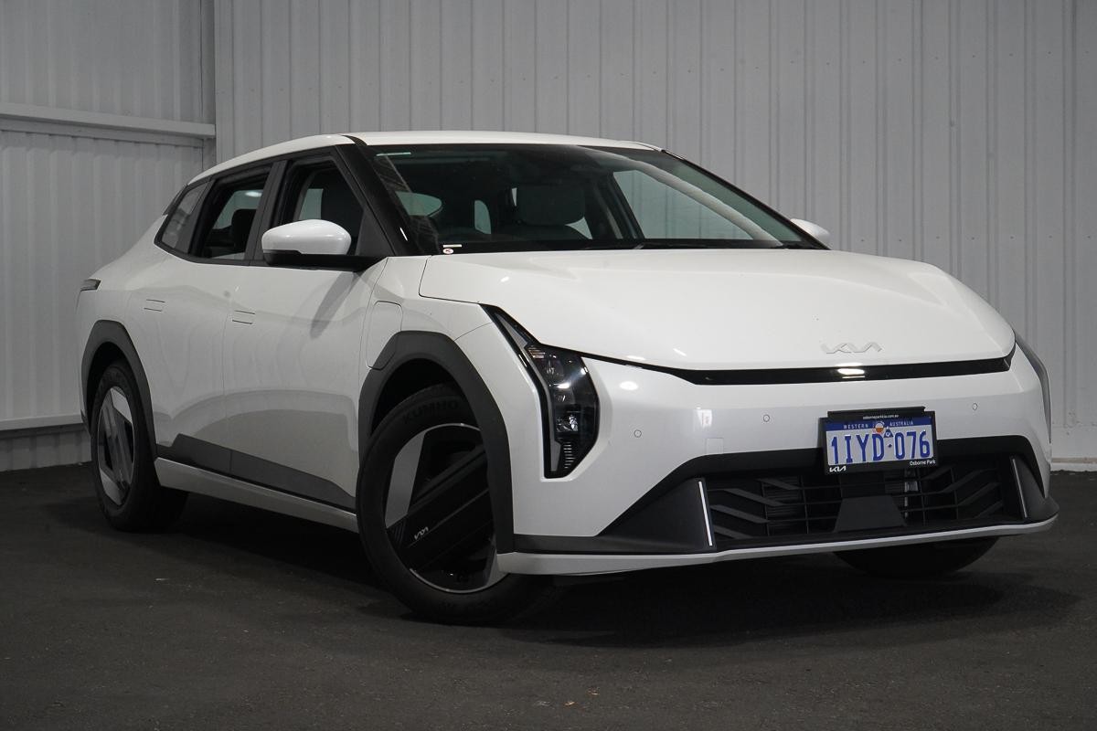 Kia Ev4 image 1