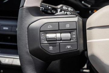 https://dvg-vehicle-assets.s3.amazonaws.com/1030775/2ozsvg9ugbwjq74op4j7lhloa.jpg