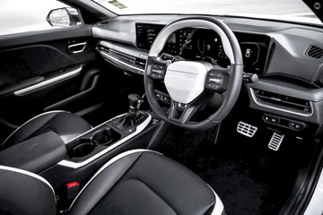 https://dvg-vehicle-assets.s3.amazonaws.com/1034937/uy7ulxy9ssa52wncwr5rne74f.jpg
