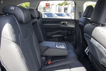 https://dvg-vehicle-assets.s3.amazonaws.com/1034958/na1f6whu39h7o7esirjy10jn4.jpg