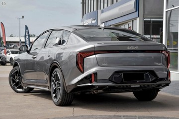 https://dvg-vehicle-assets.s3.amazonaws.com/1038222/5bvna4kv67q9fpci2ly8ldhc5.jpg