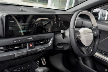 https://dvg-vehicle-assets.s3.amazonaws.com/1038222/aop7n0w7r7p30xgt5tk8kkyob.jpg