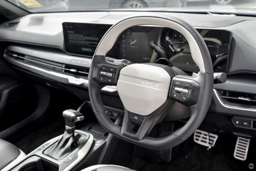 https://dvg-vehicle-assets.s3.amazonaws.com/1038222/ma7t8vwvjacc5sarchxkf4m9e.jpg