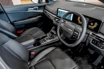 https://dvg-vehicle-assets.s3.amazonaws.com/1047080/090jopk5uwotxrgb7zlgfymp8.jpg