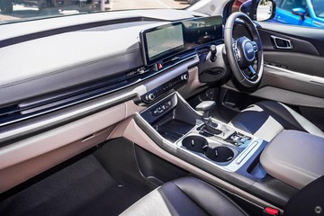 https://dvg-vehicle-assets.s3.amazonaws.com/1051373/2uzyd9mxjvuuo3em5vhk13772.jpg