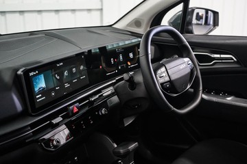https://dvg-vehicle-assets.s3.amazonaws.com/1052455/56eojso2sbbv069ai0u2oveva.jpg