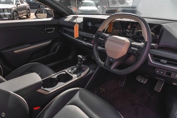 https://dvg-vehicle-assets.s3.amazonaws.com/1053975/ph50acij9axv7zux4qa2e6qje.jpg