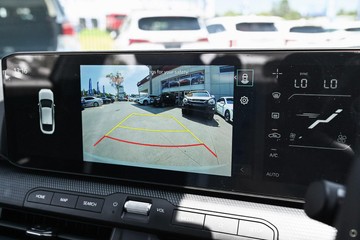 https://dvg-vehicle-assets.s3.amazonaws.com/1053976/lcauxglbz5a38kym32684vhh2.jpg