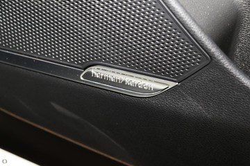 https://dvg-vehicle-assets.s3.amazonaws.com/1054073/9eqyj10tlk6llbpk0qwbyb9d.jpg