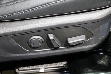 https://dvg-vehicle-assets.s3.amazonaws.com/1054073/m843lbuuyxx3lsid60i7qvit2.jpg